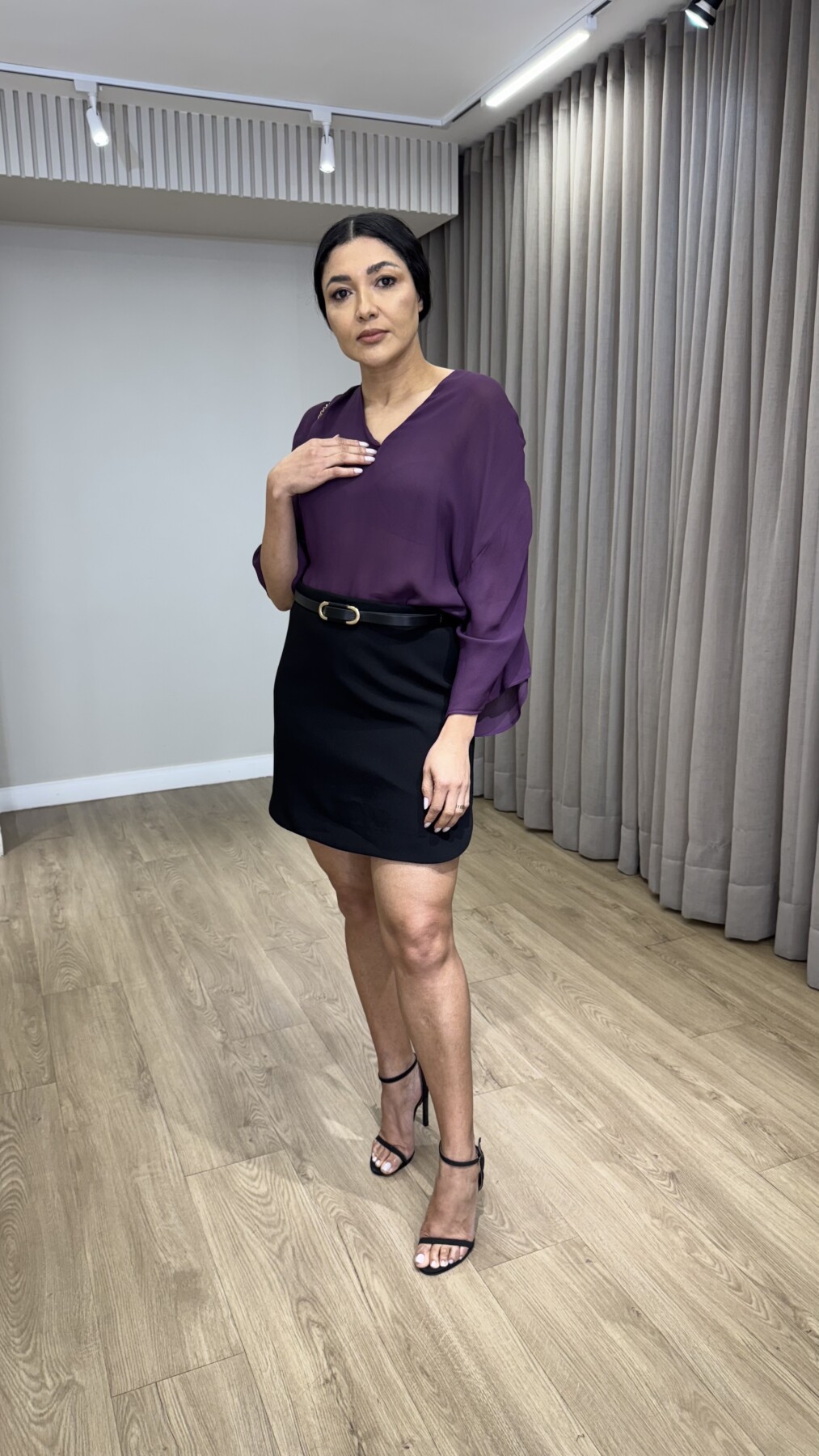 BLUSA AMPLA BETERRABA COM FRANZIDOS
