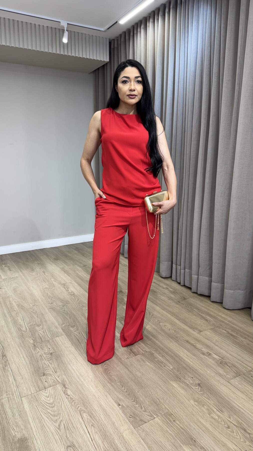 CALÇA VERMELHA ALFAIATARIA