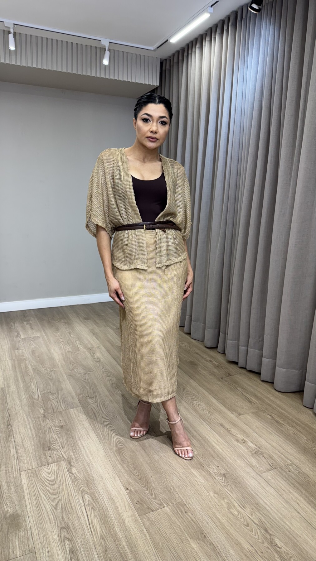 KIMONO DOURADO DESAGULHADO