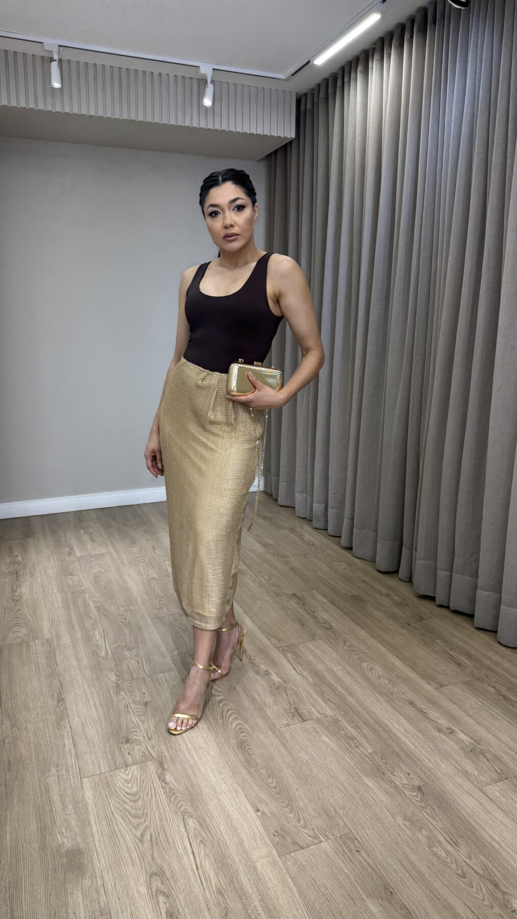 BODY MARROM ALÇA LARGA