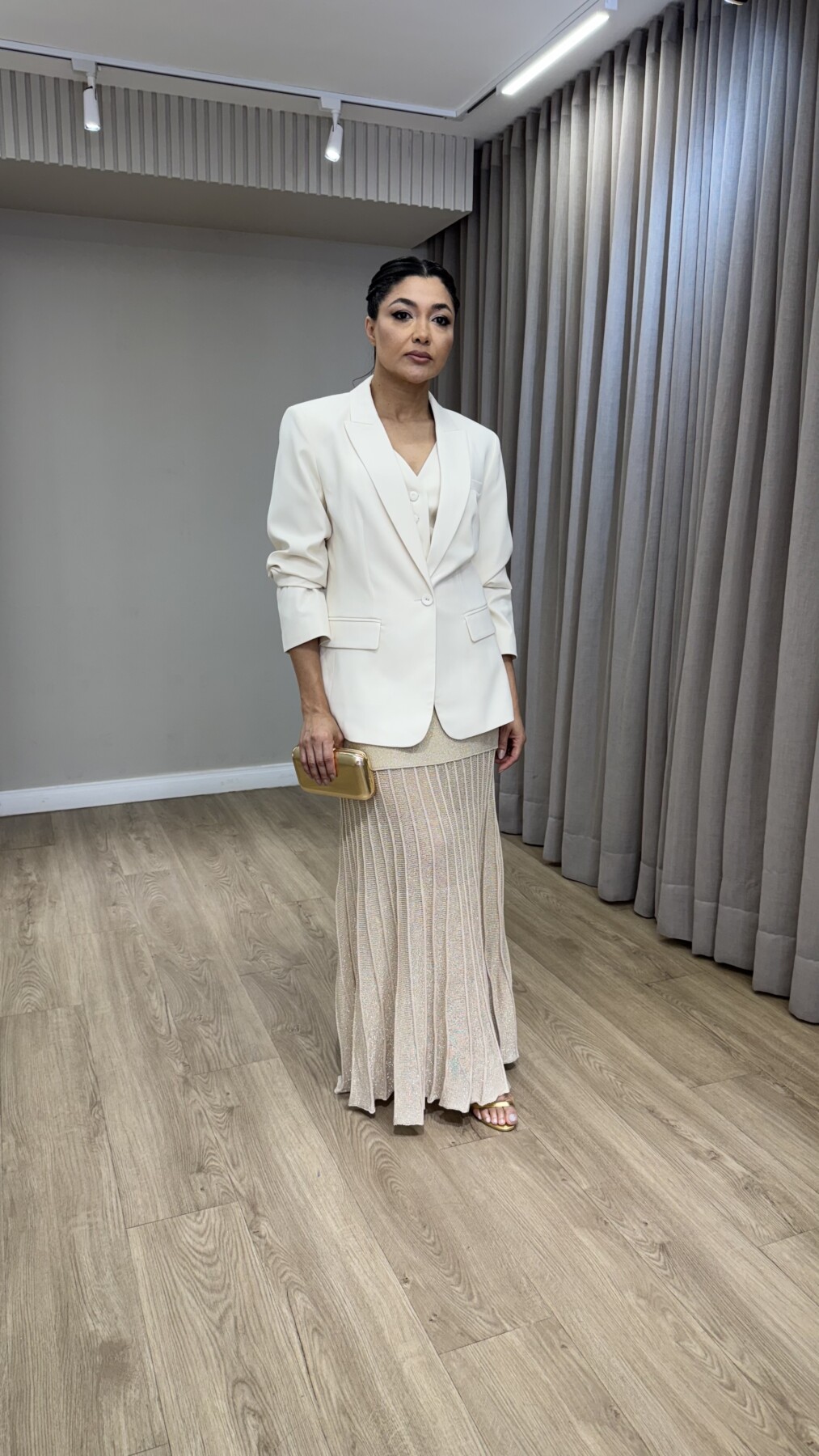 COLETE OFF WHITE ALFAIATARIA